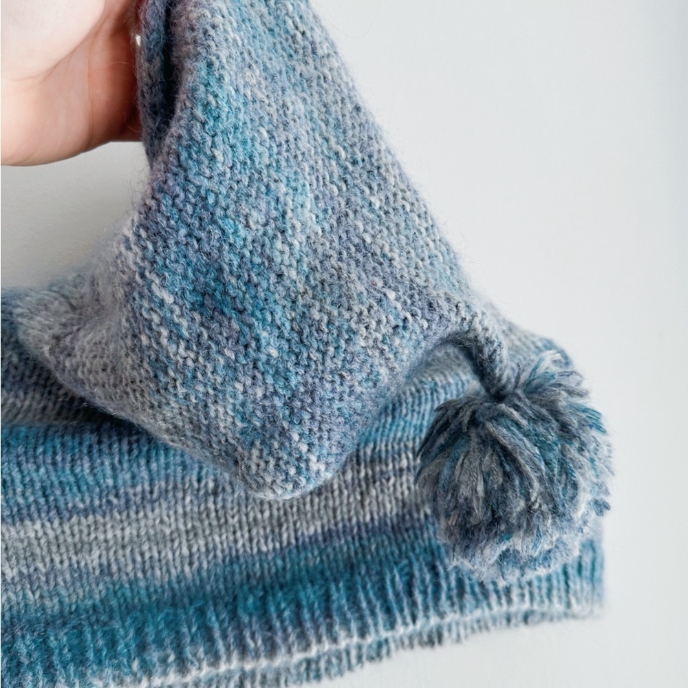 Small Shop Knit Hat & Neck Cover - Picture 6 of 7